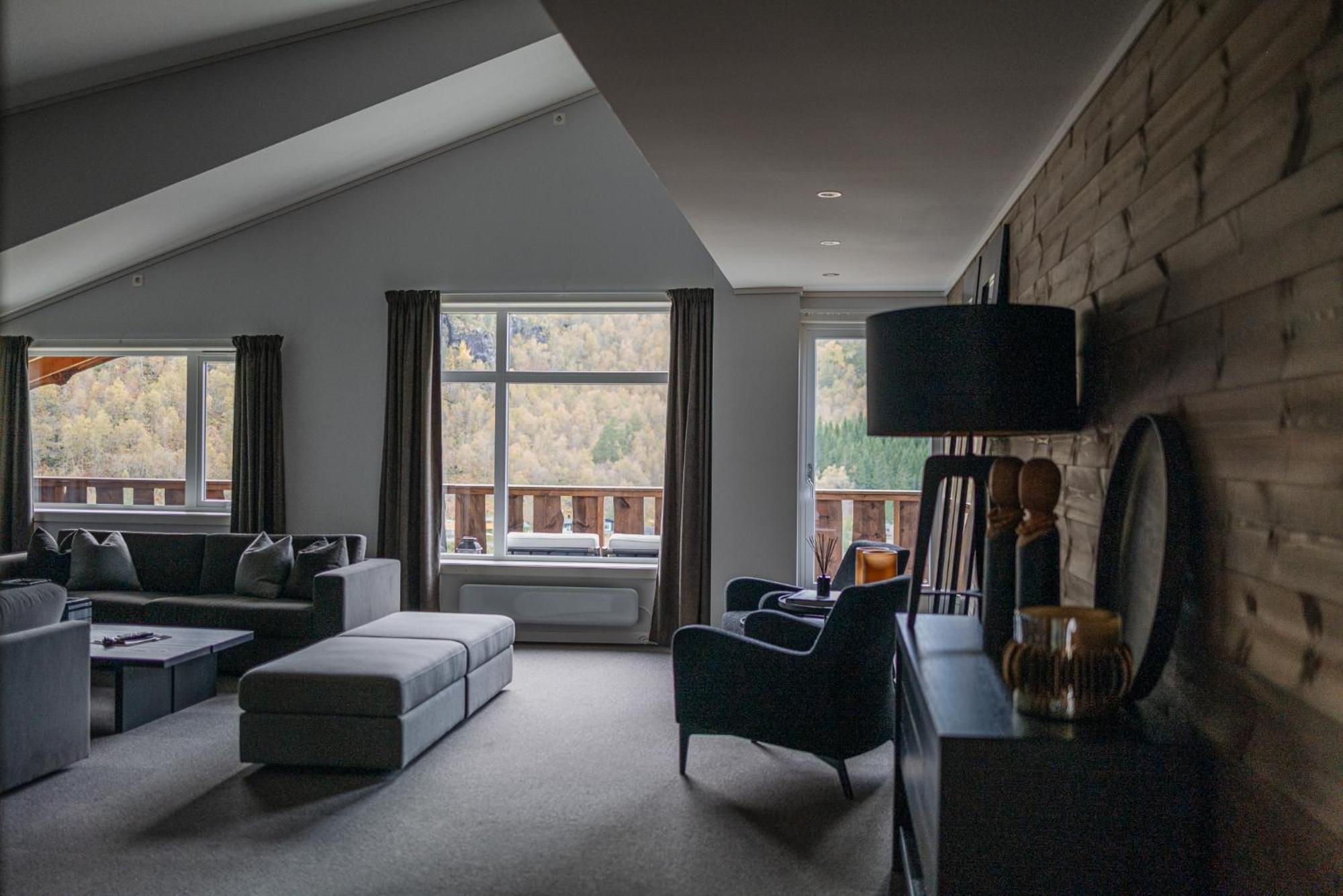 Blatind Boutique Hotel Stordal エクステリア 写真