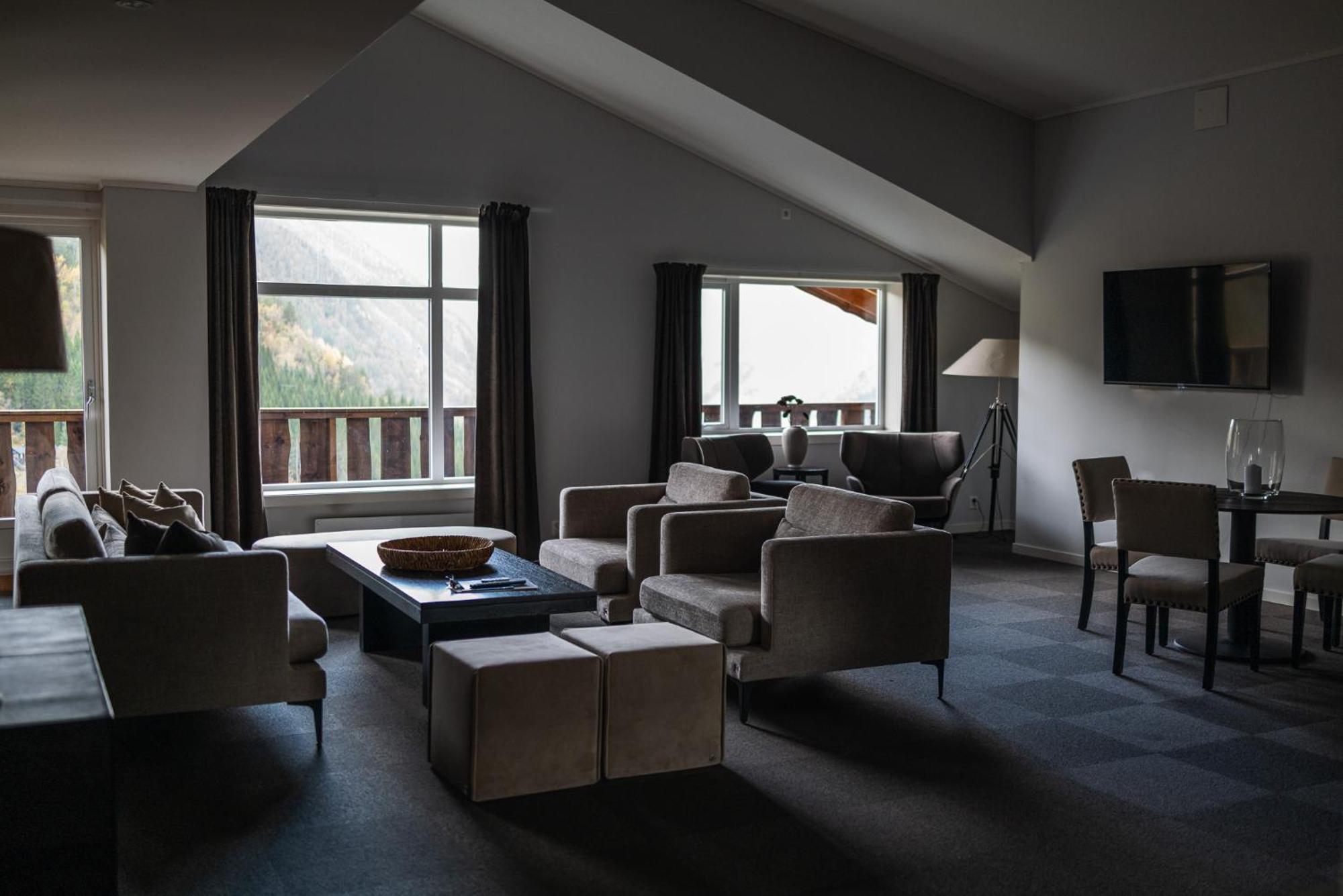 Blatind Boutique Hotel Stordal エクステリア 写真