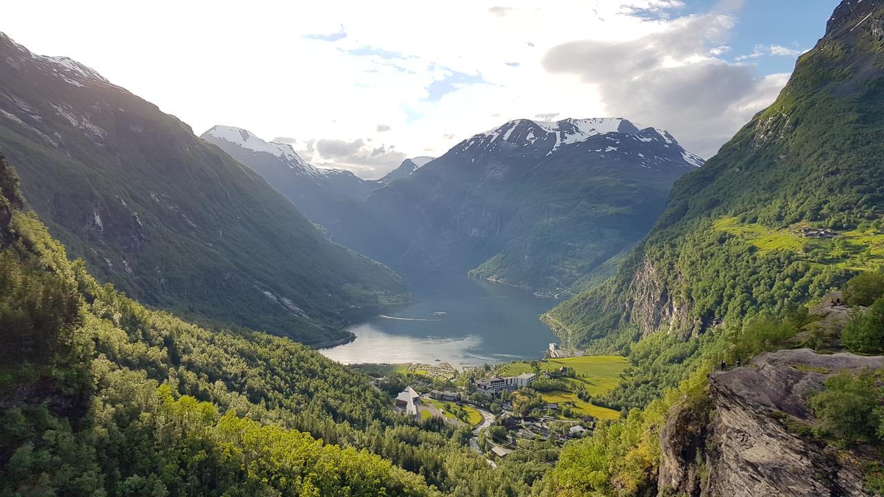Blatind Boutique Hotel Stordal エクステリア 写真